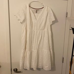 Women’s white dress, XXL